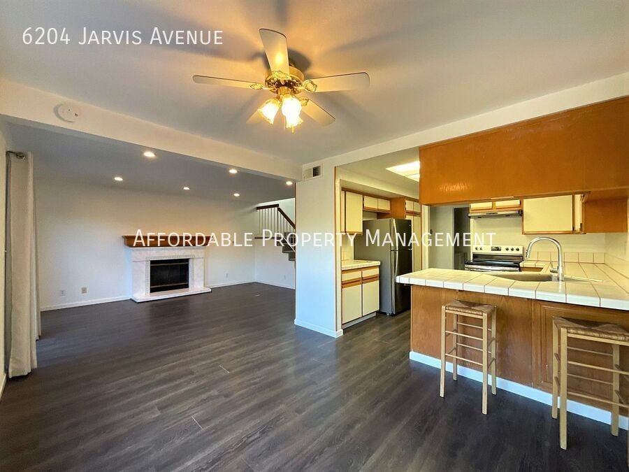 6204 Jarvis Ave - Photo 6 of 17