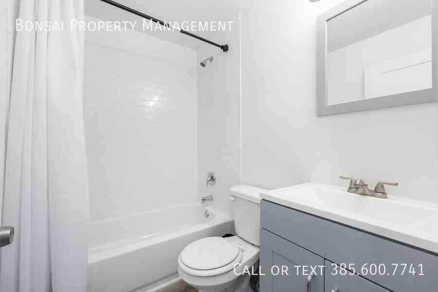 1641 Sandhill Rd - Photo 5 of 46