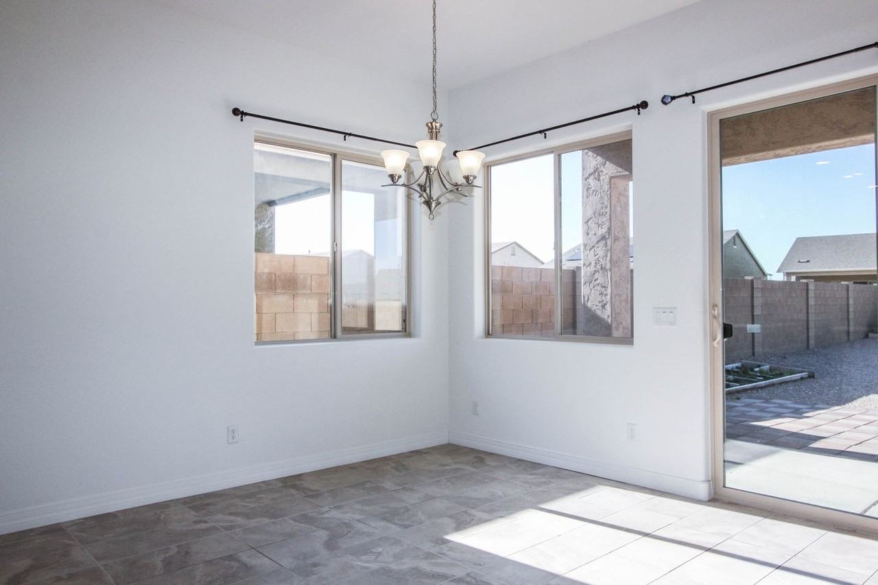 6188 E Oliver Ave - Photo 5 of 18