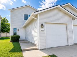 featured image of 3215 N Thicket Ln