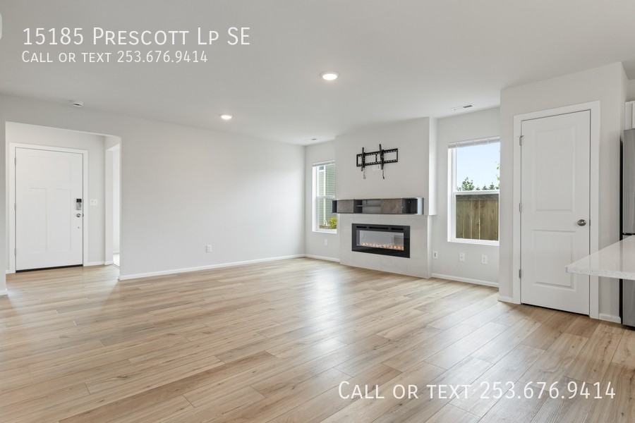 15185 Prescott Loop Se - Photo 7 of 29