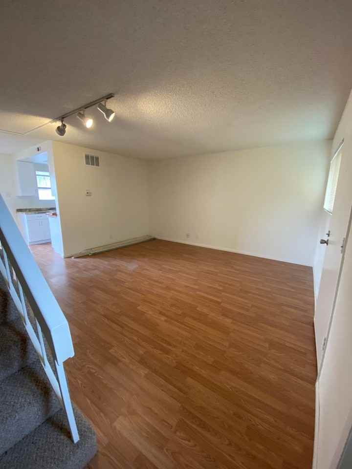 6767 Amherst St #B - Photo 6 of 17