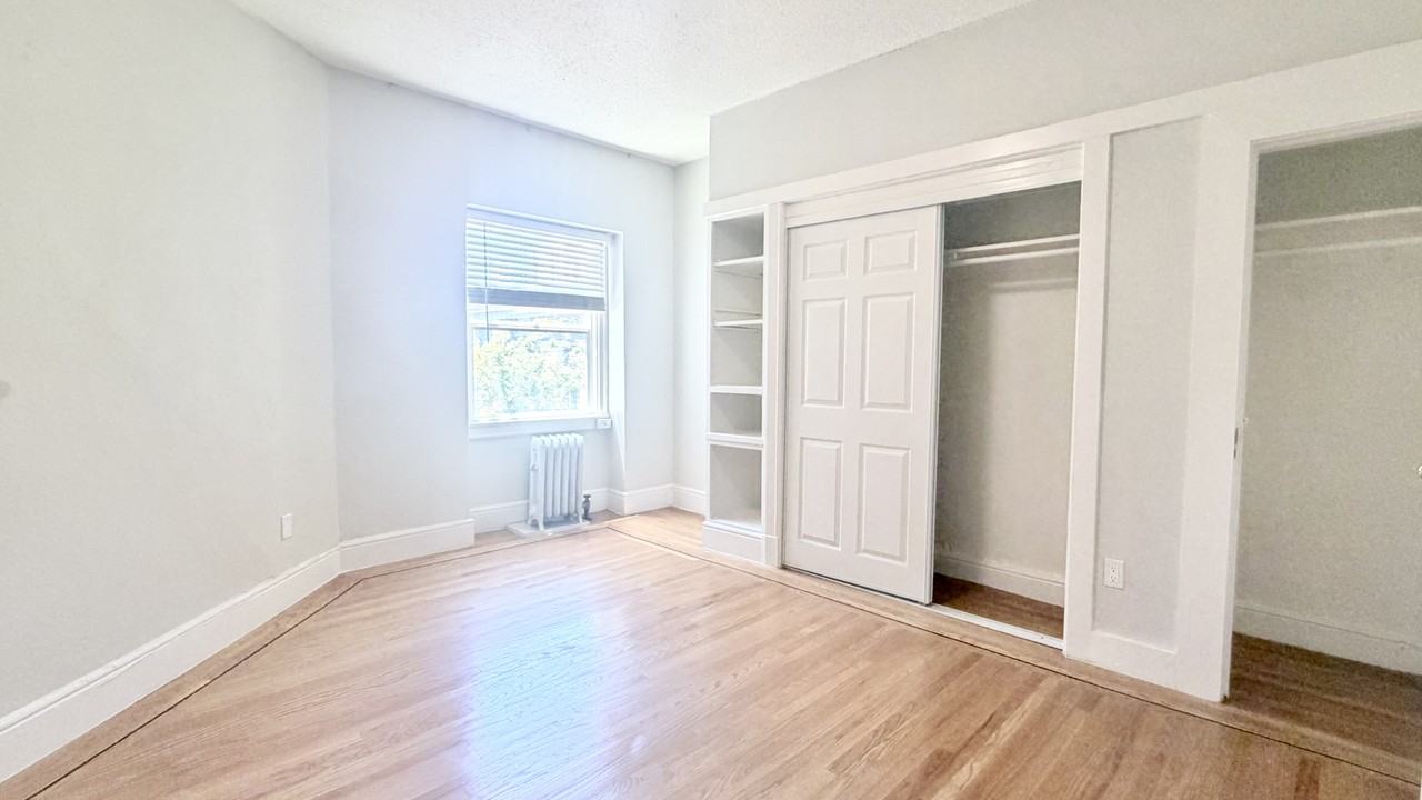 840 Van Ness Ave #406 - Photo 5 of 7