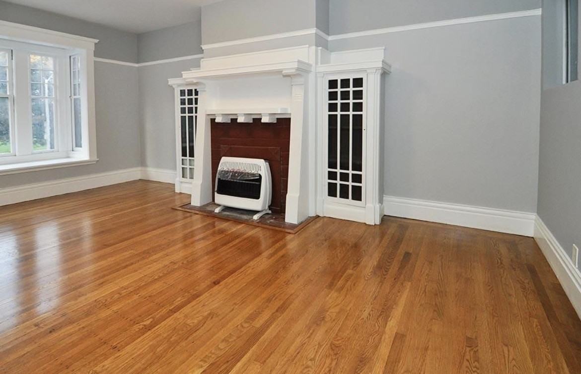1335 Oak St - Photo 7 of 8