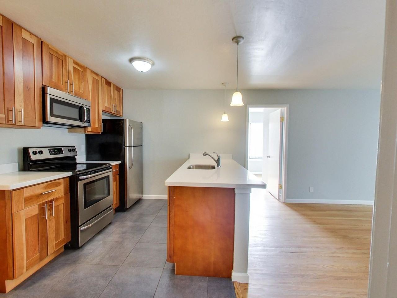 205 Collins St #4 - Photo 2 of 36