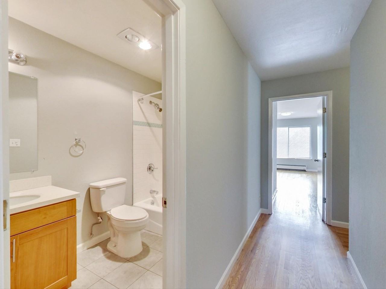 205 Collins St #4 - Photo 6 of 36