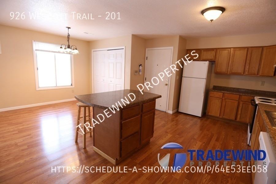 926 Wescott Trl #201 - Photo 4 of 18