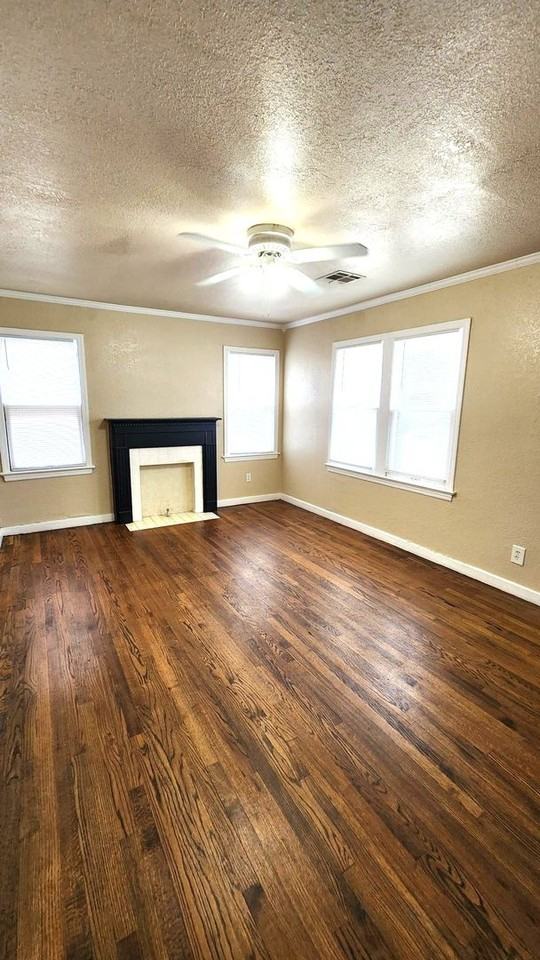 1017 N Tabor Ave - Photo 5 of 20