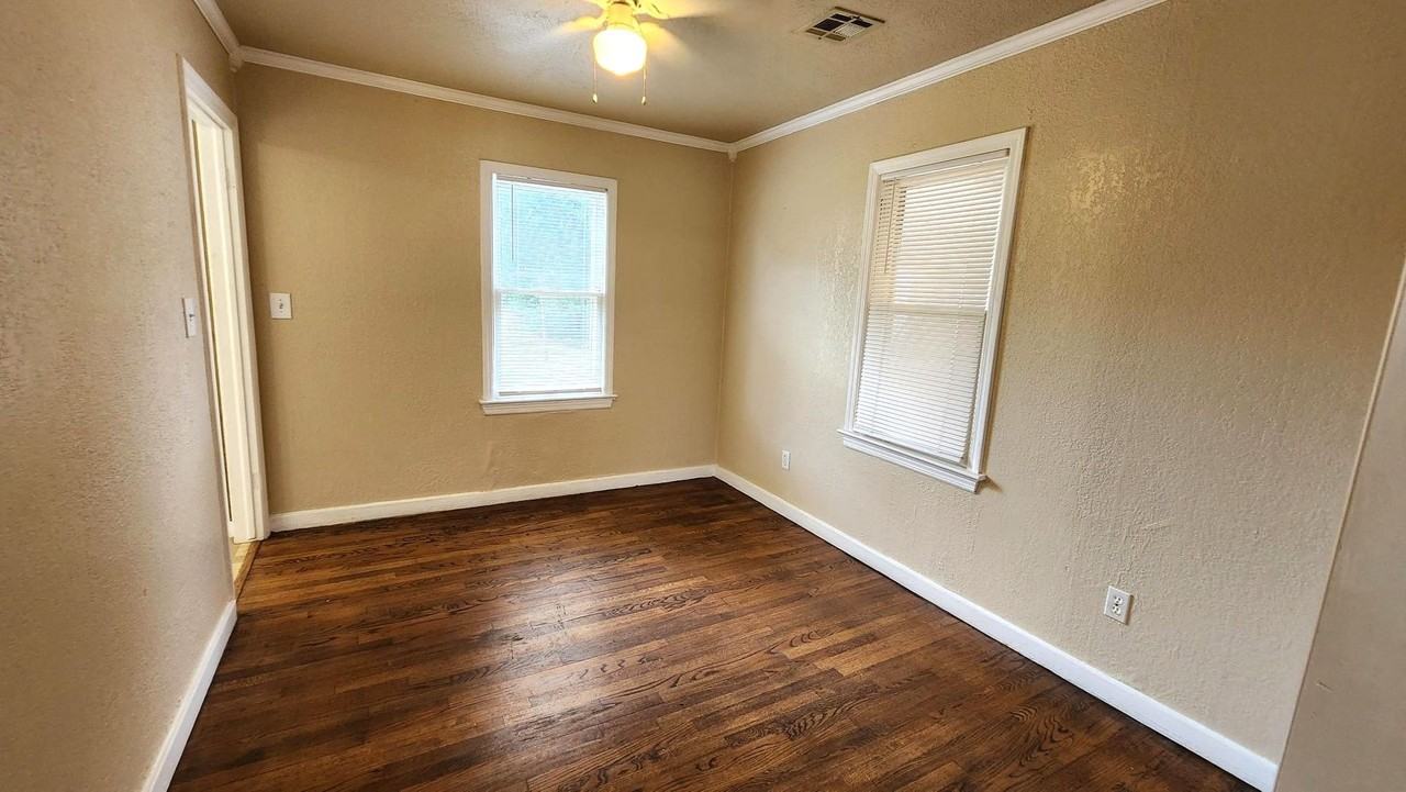 1017 N Tabor Ave - Photo 6 of 20