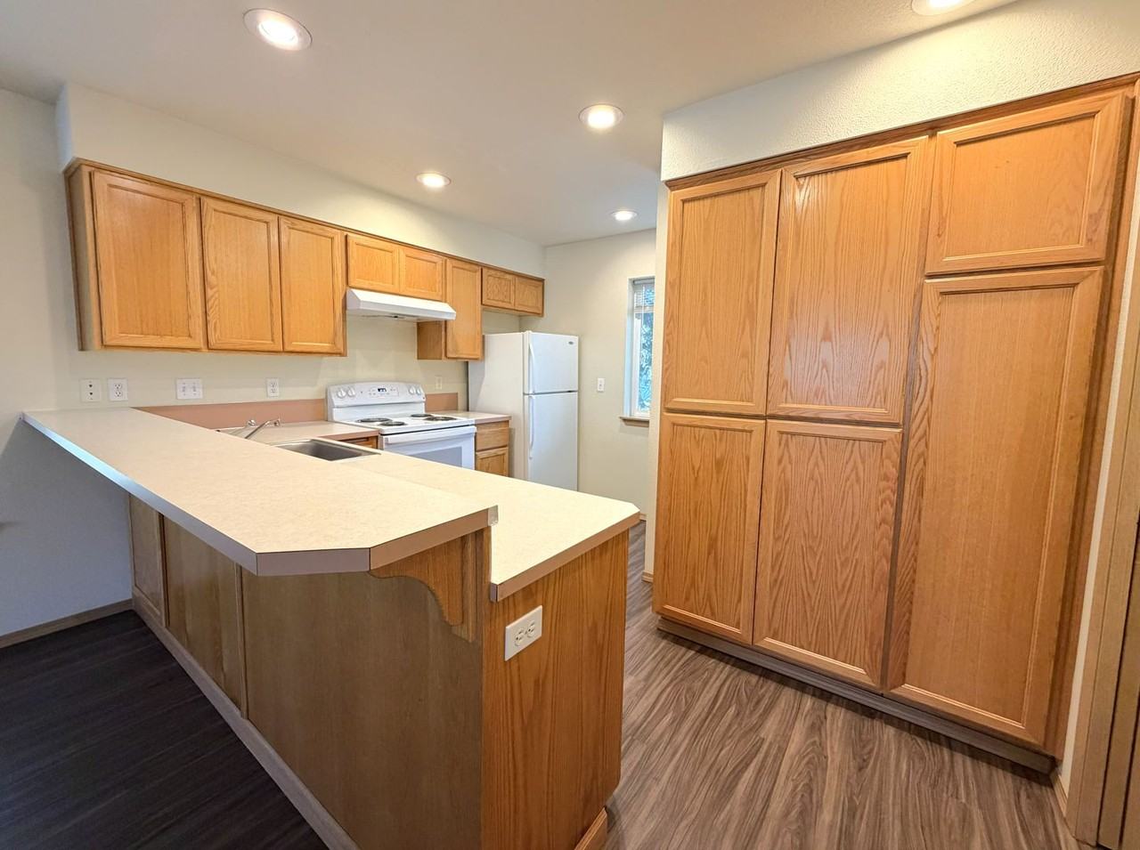 4854 Sw 150th Pl - Photo 4 of 17