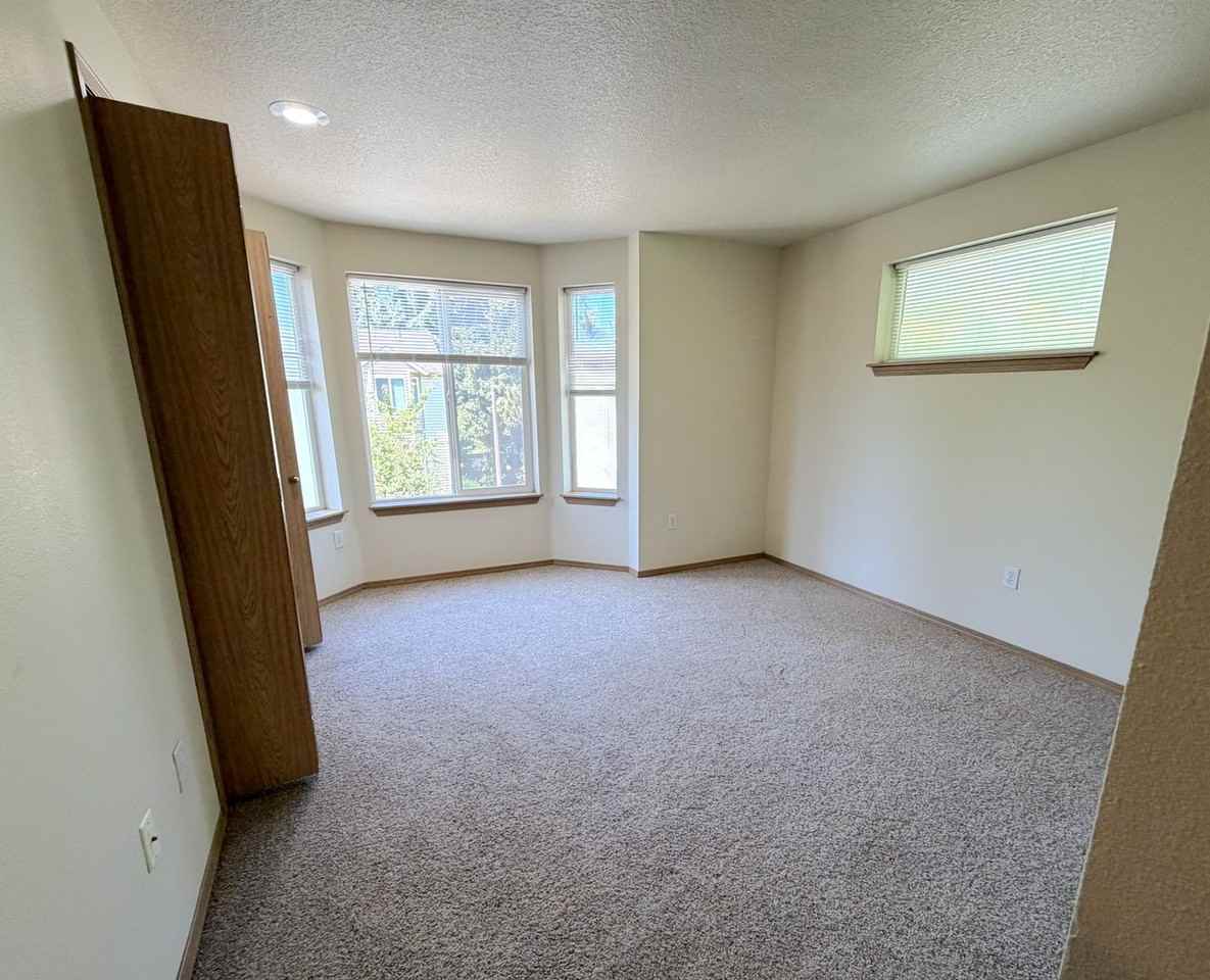 4854 Sw 150th Pl - Photo 6 of 17