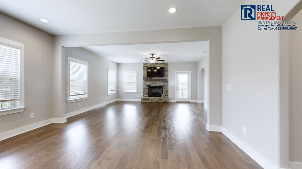 4302 Peacemill Ln - Photo 5 of 44