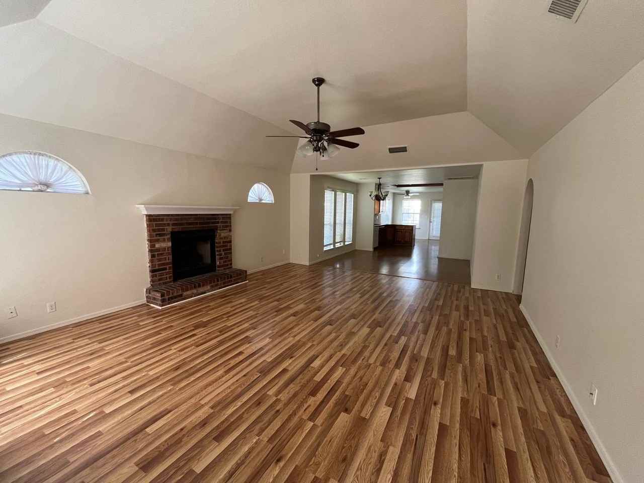 7409 S 93rd East Ave - Photo 2 of 18