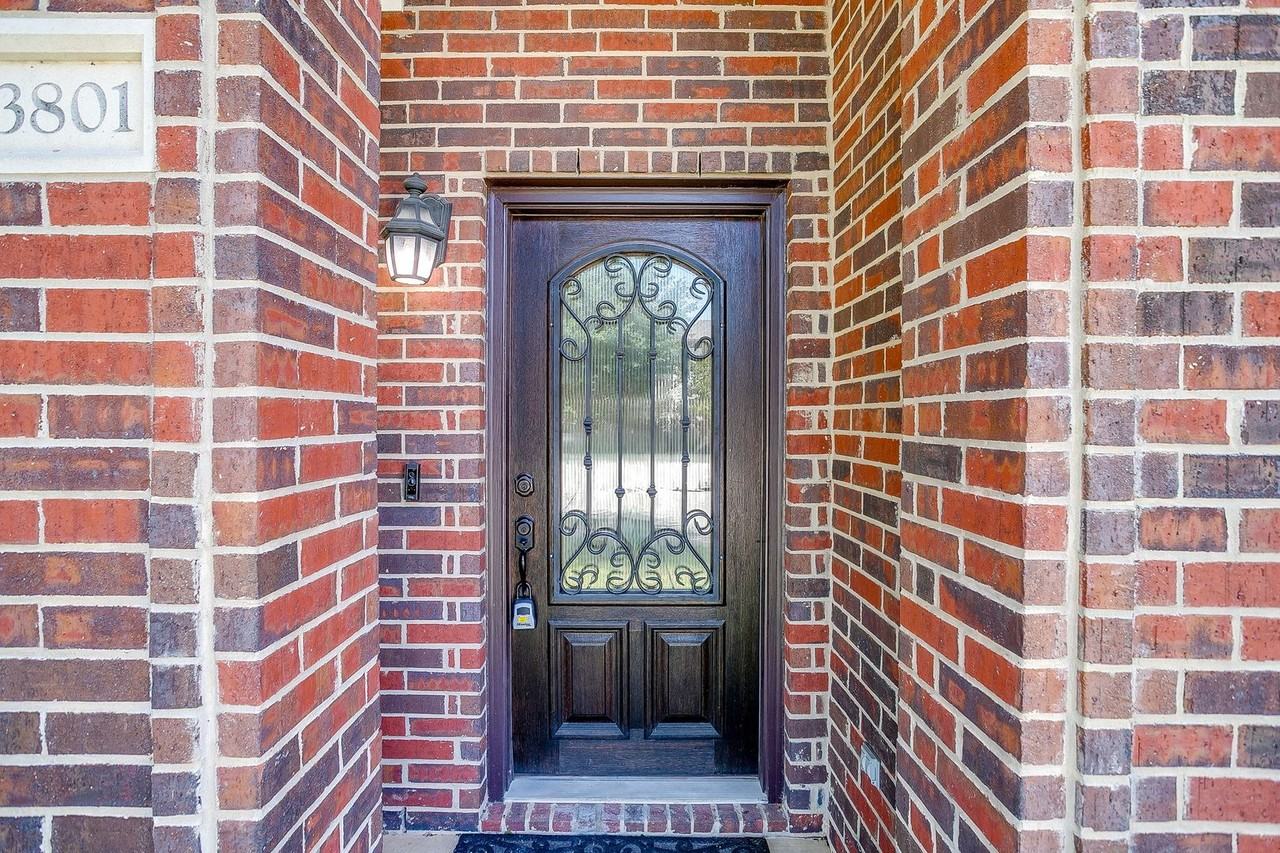 3801 Weatherstone Dr - Photo 6 of 47