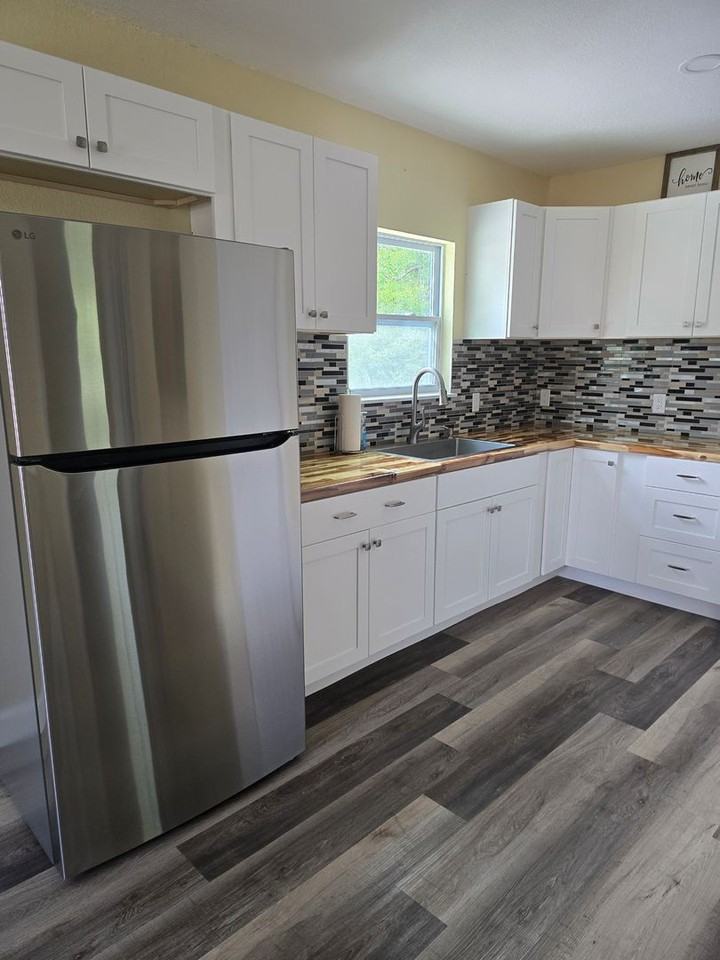 6255 W Jarovi Ct - Photo 5 of 9