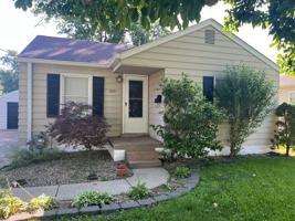 featured image of 220 S Chestnut St
