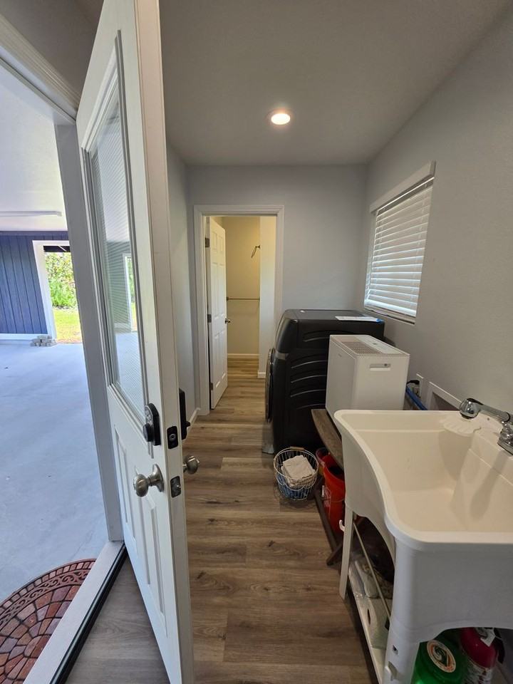 15-1754 10th Ave - Photo 3 of 27
