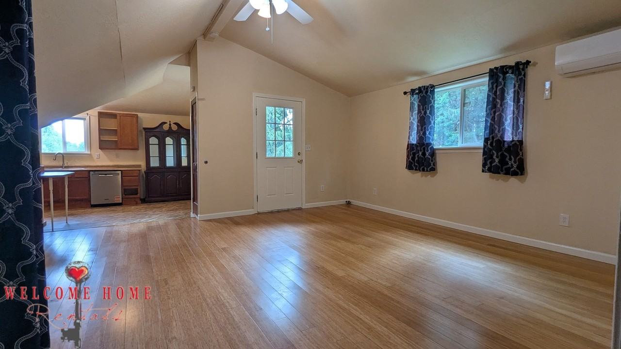 8447 Delphi Rd Sw - Photo 5 of 44