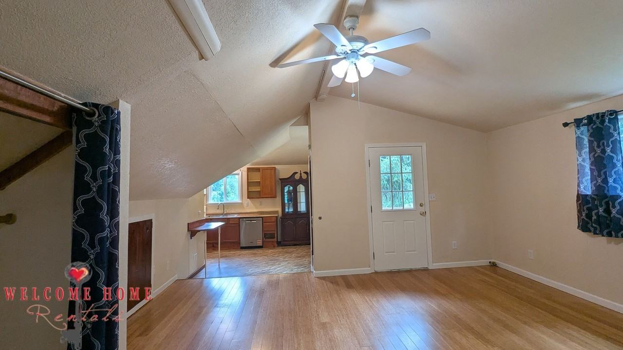 8447 Delphi Rd Sw - Photo 7 of 44