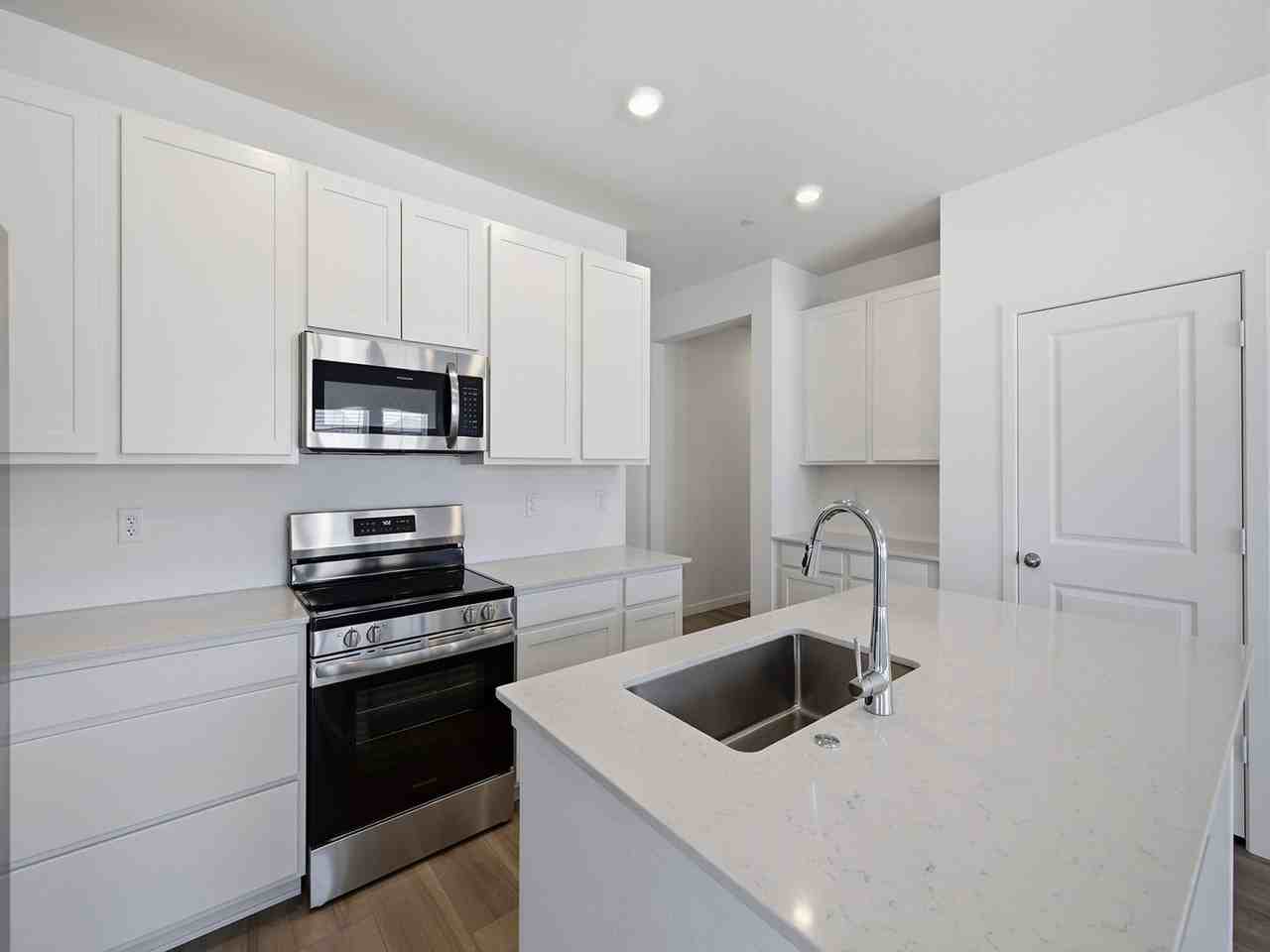 6403 Masked Lark St - Photo 7 of 22