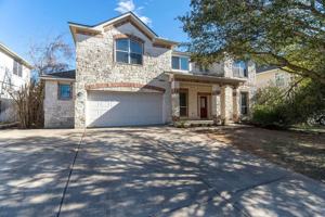 featured image of 1209 Laurel Oak Trl