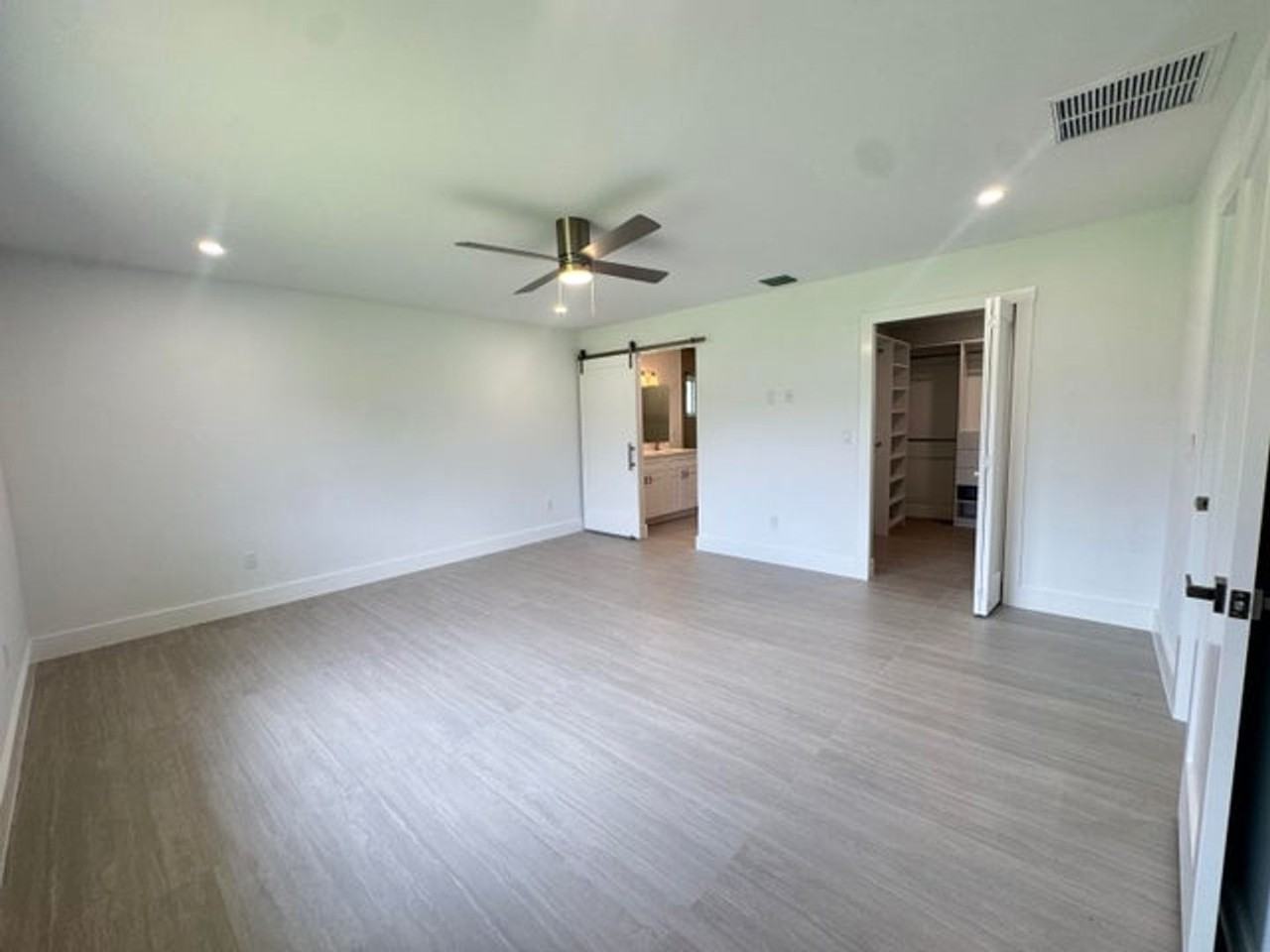 13177 47th Ct N - Photo 6 of 16