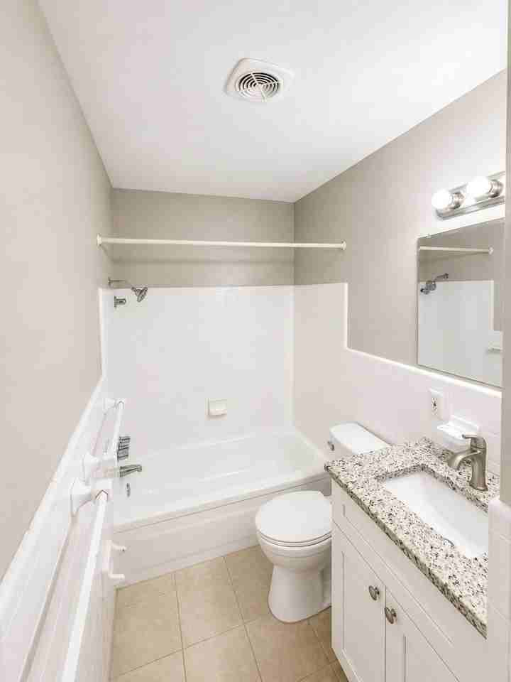 Palms on 31st Unit 106 - Photo 6 of 25