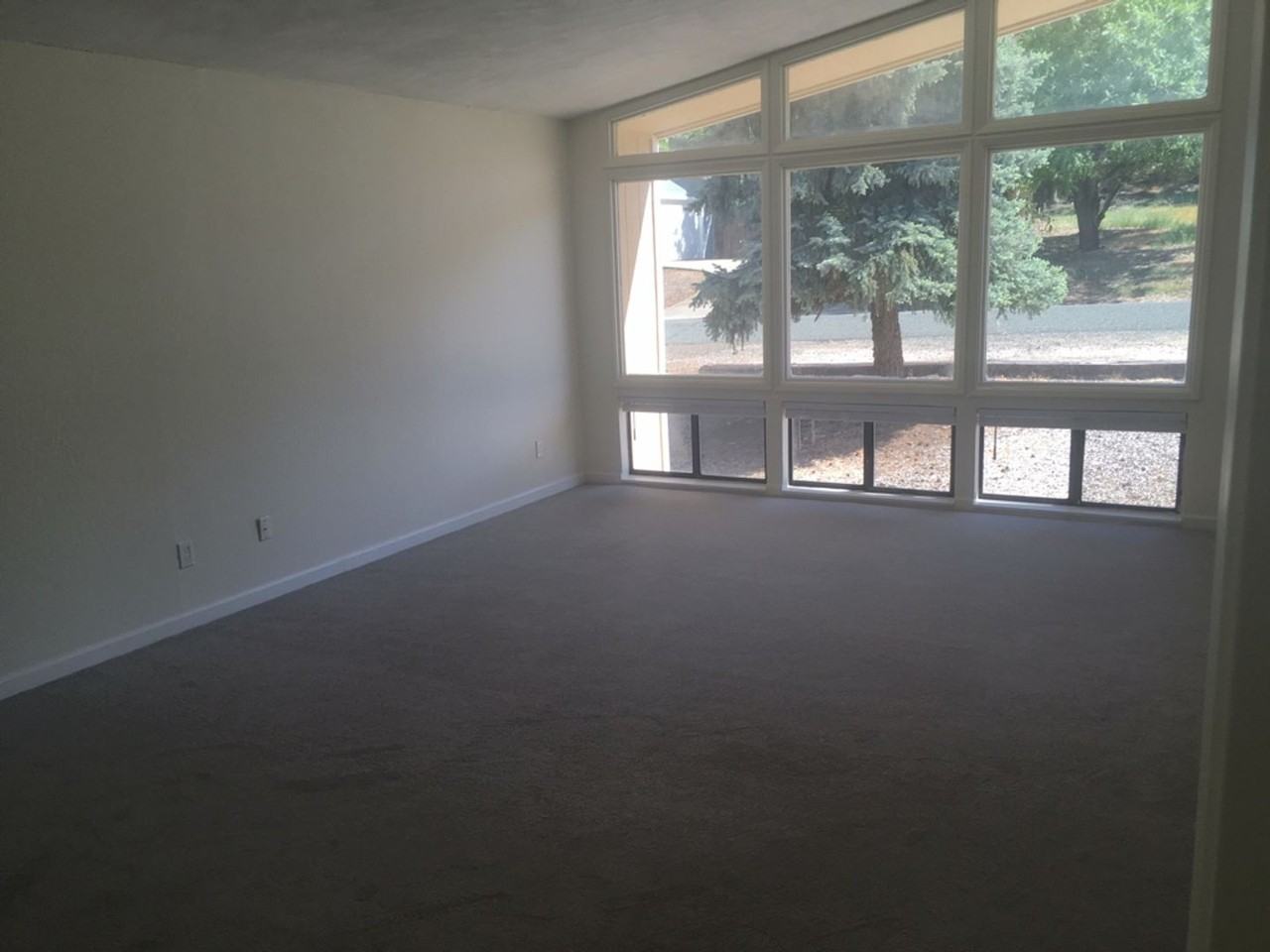 9460 Pawnee Trl - Photo 6 of 14