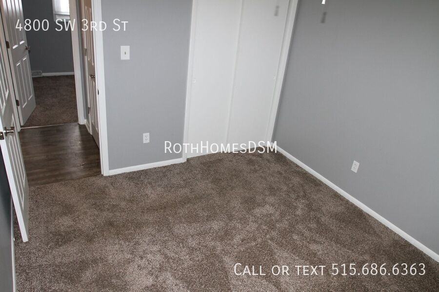 4800 Sw 3rd St - Photo 7 of 10