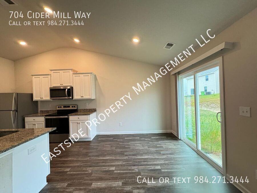 704 Cider Mill Way - Photo 2 of 13