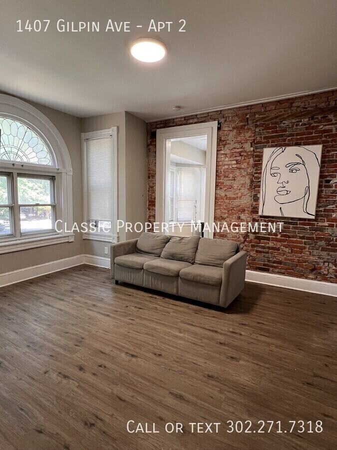 1407 Gilpin Ave #2 - Photo 3 of 31