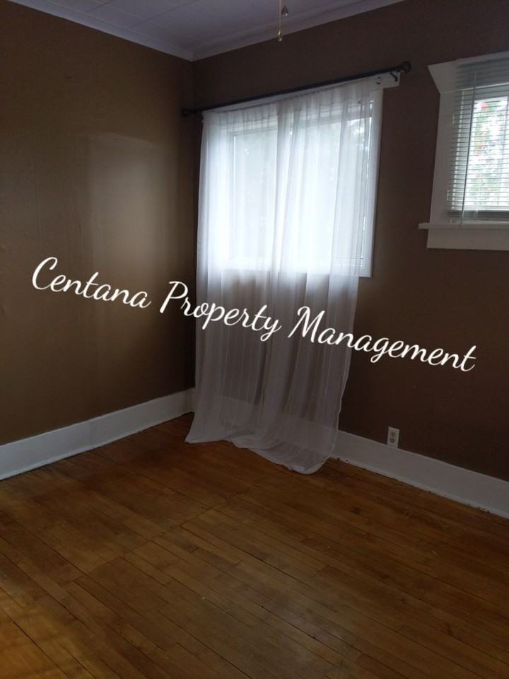 1138 W Park St - Photo 5 of 20