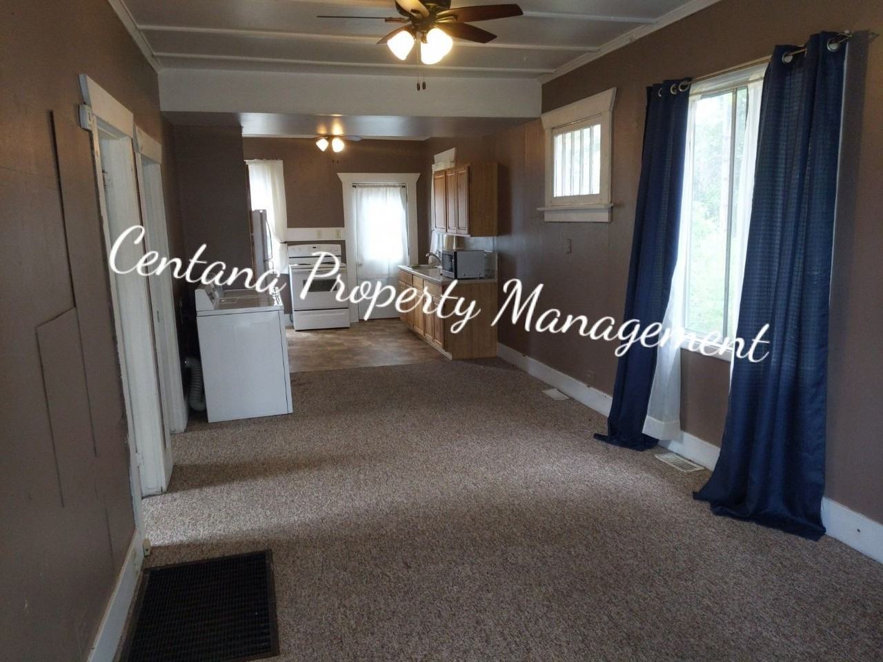 1138 W Park St - Photo 7 of 20