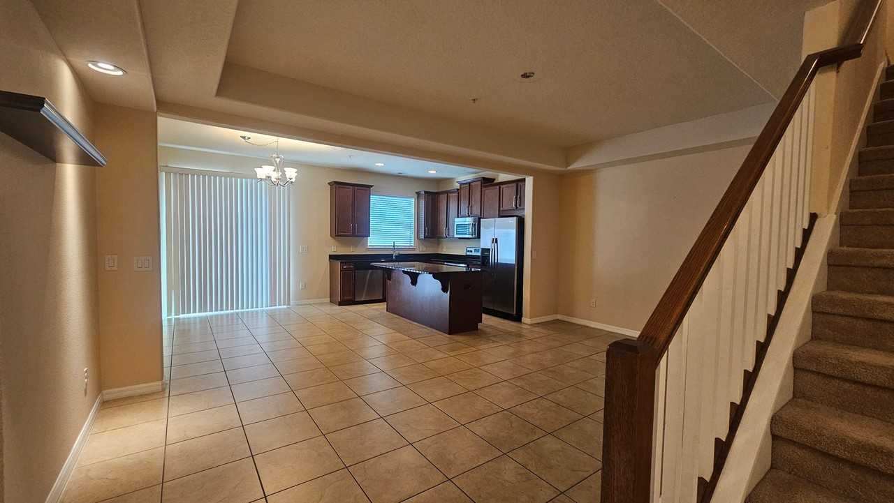 9551 Silver Buttonwood St - Photo 4 of 14