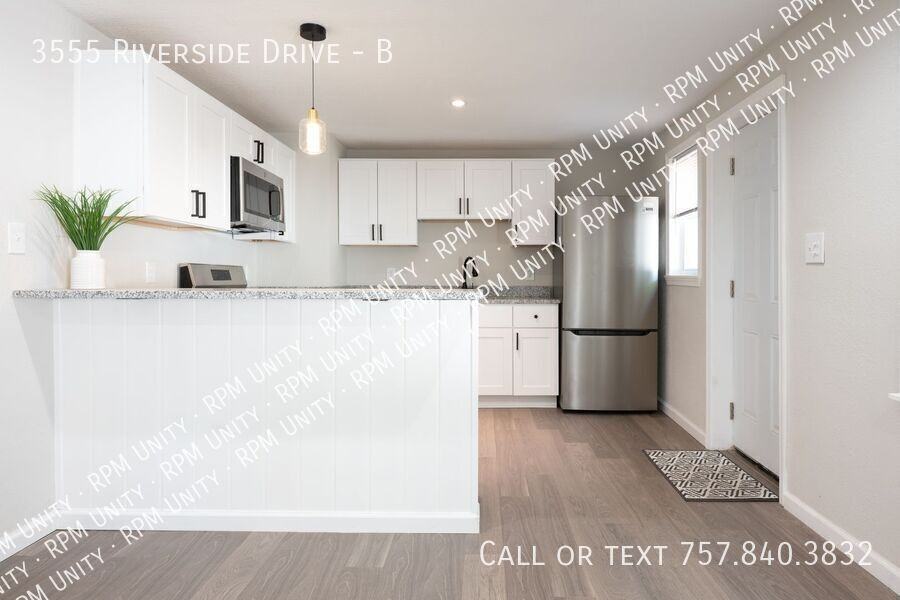 3555 Riverside Dr #B