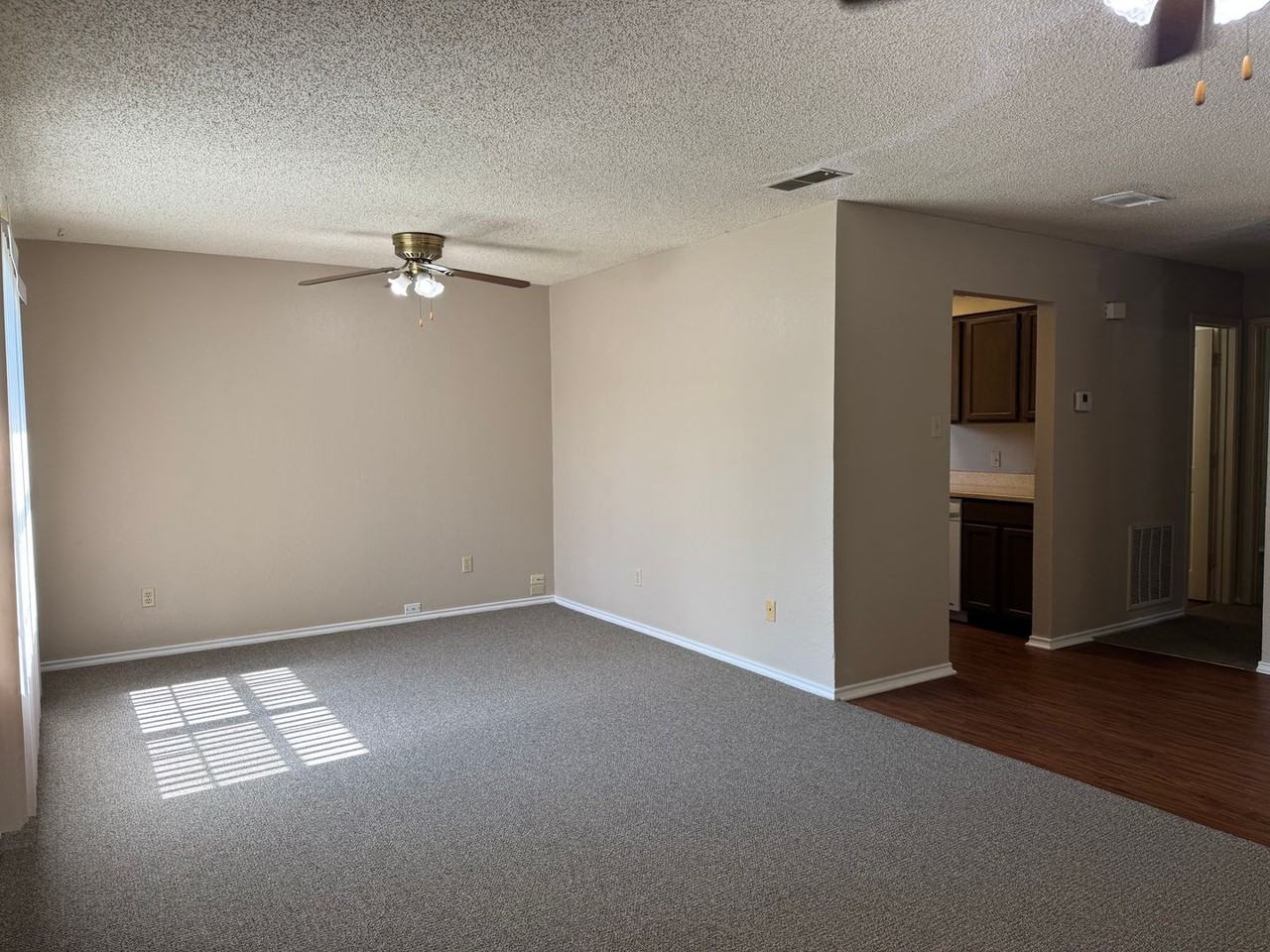 805 Se 4th St #108 - Photo 5 of 16