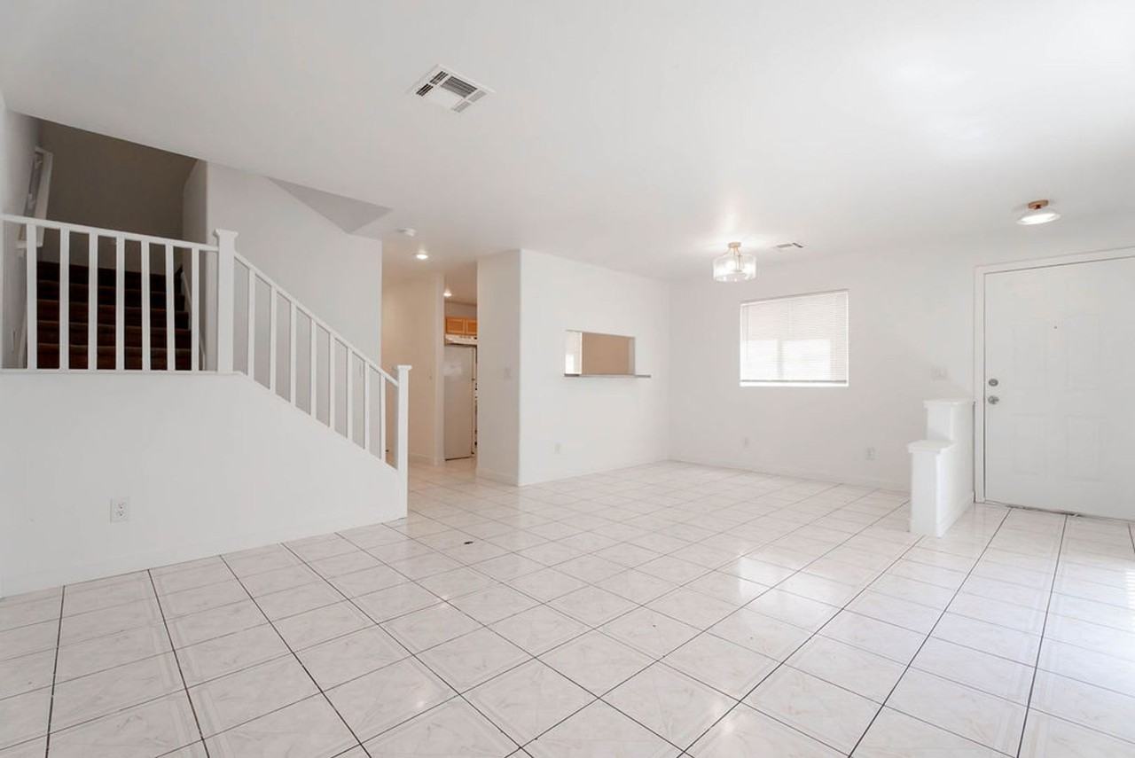 2095 Betty Davis St - Photo 2 of 33