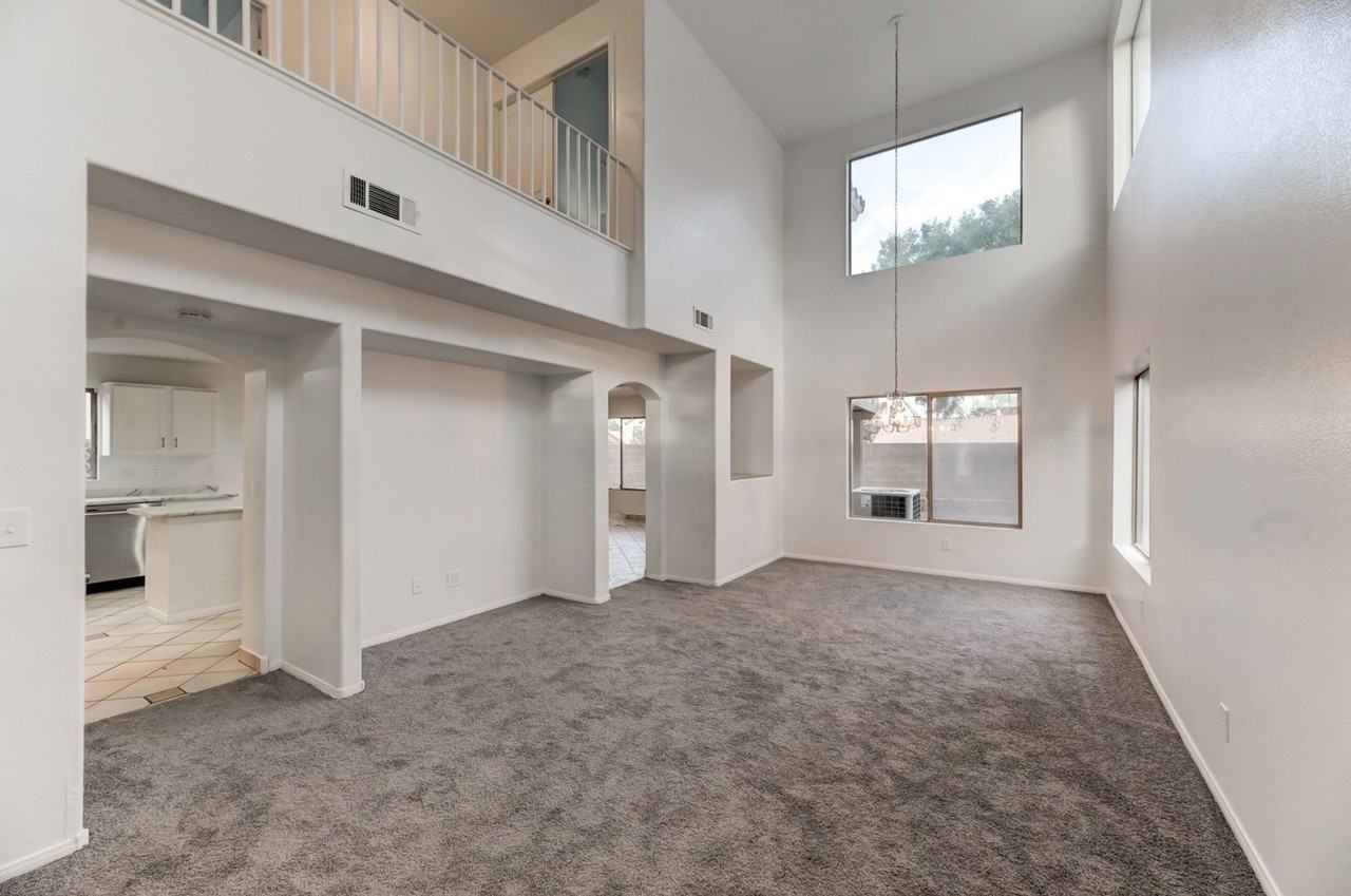 4548 Grand Rock Dr - Photo 5 of 18