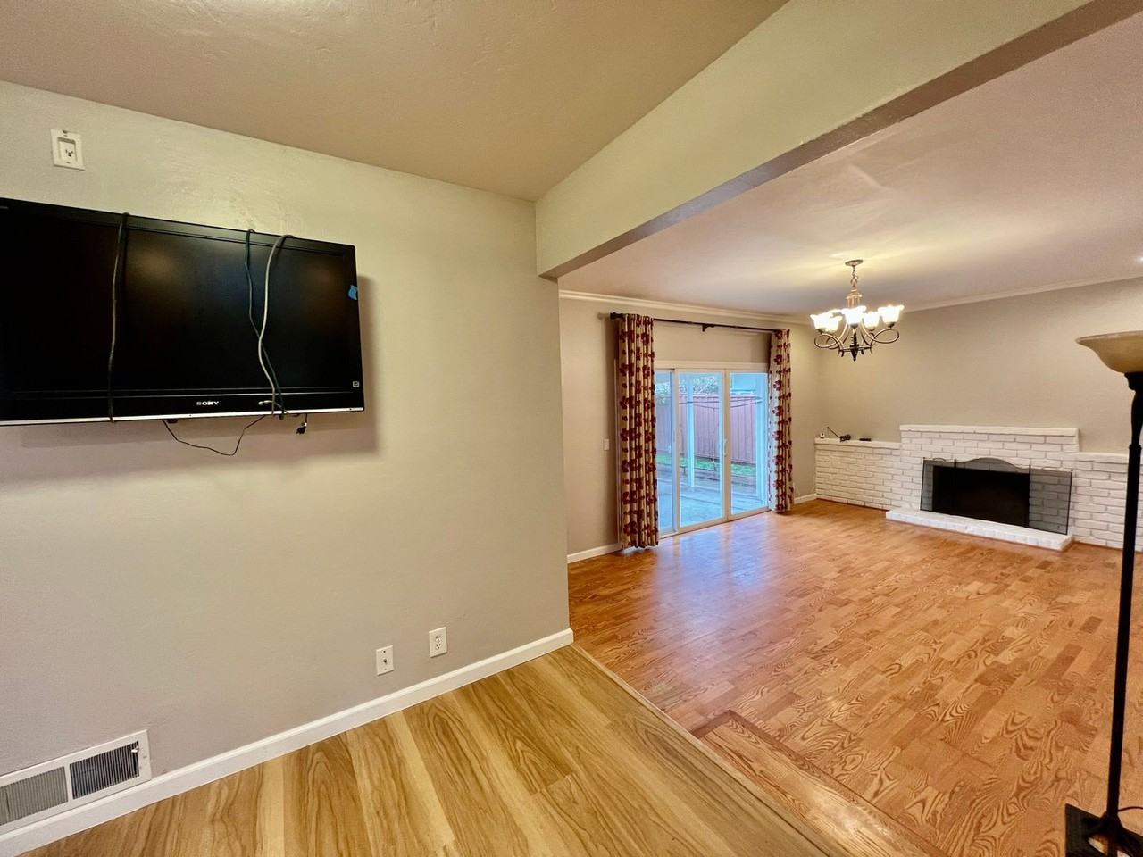 1550 Magpie Ln - Photo 5 of 20