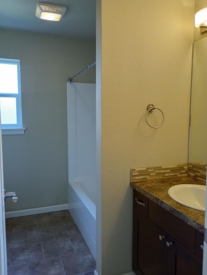 5562 Fisher Pl - Photo 6 of 12