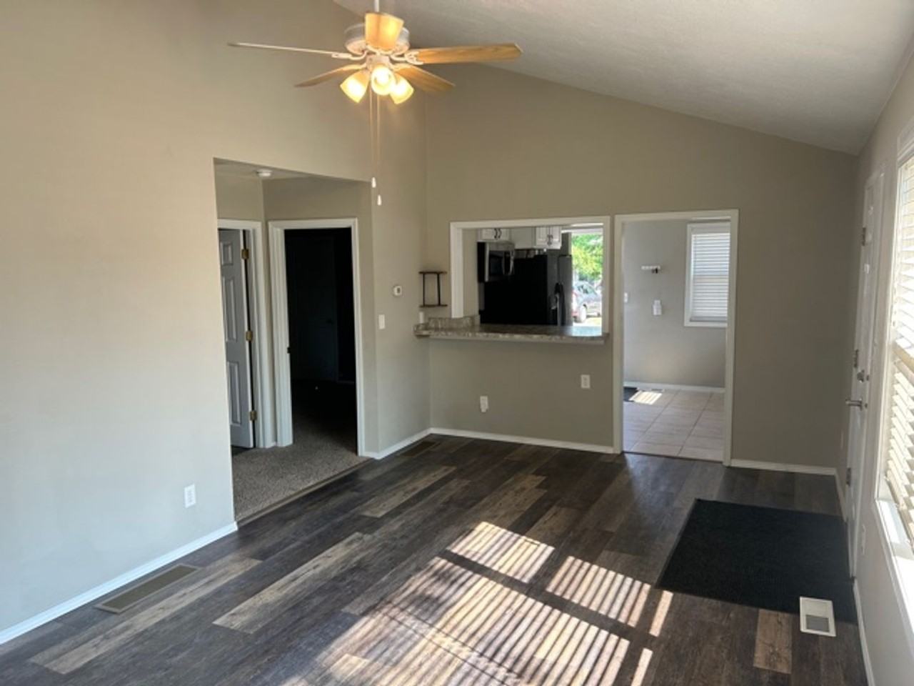 420 26th St S - Photo 4 of 17
