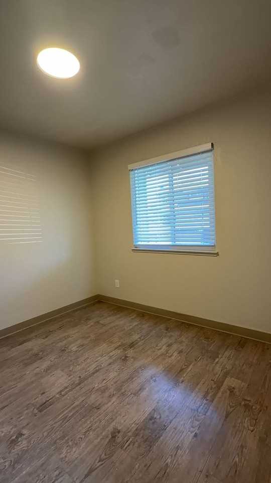 2348 Pinedale Ave #2 - Photo 3 of 9