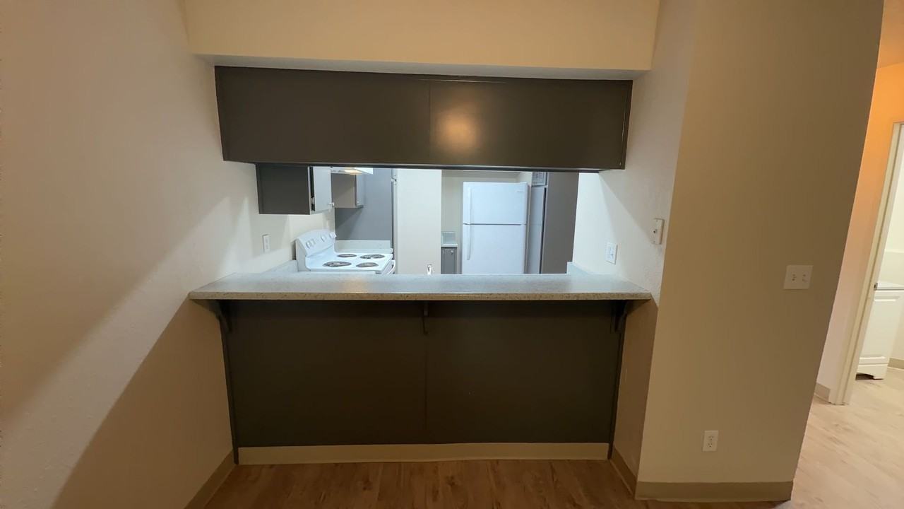 2348 Pinedale Ave #2 - Photo 4 of 9