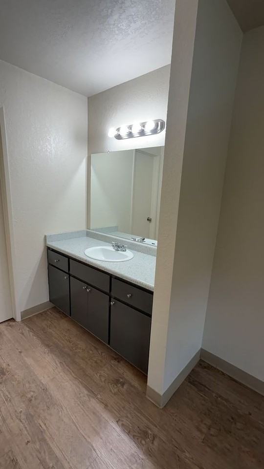 2348 Pinedale Ave #2 - Photo 7 of 9
