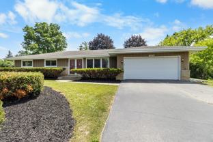 18525 Heathway Ln - Photo 1 of 1