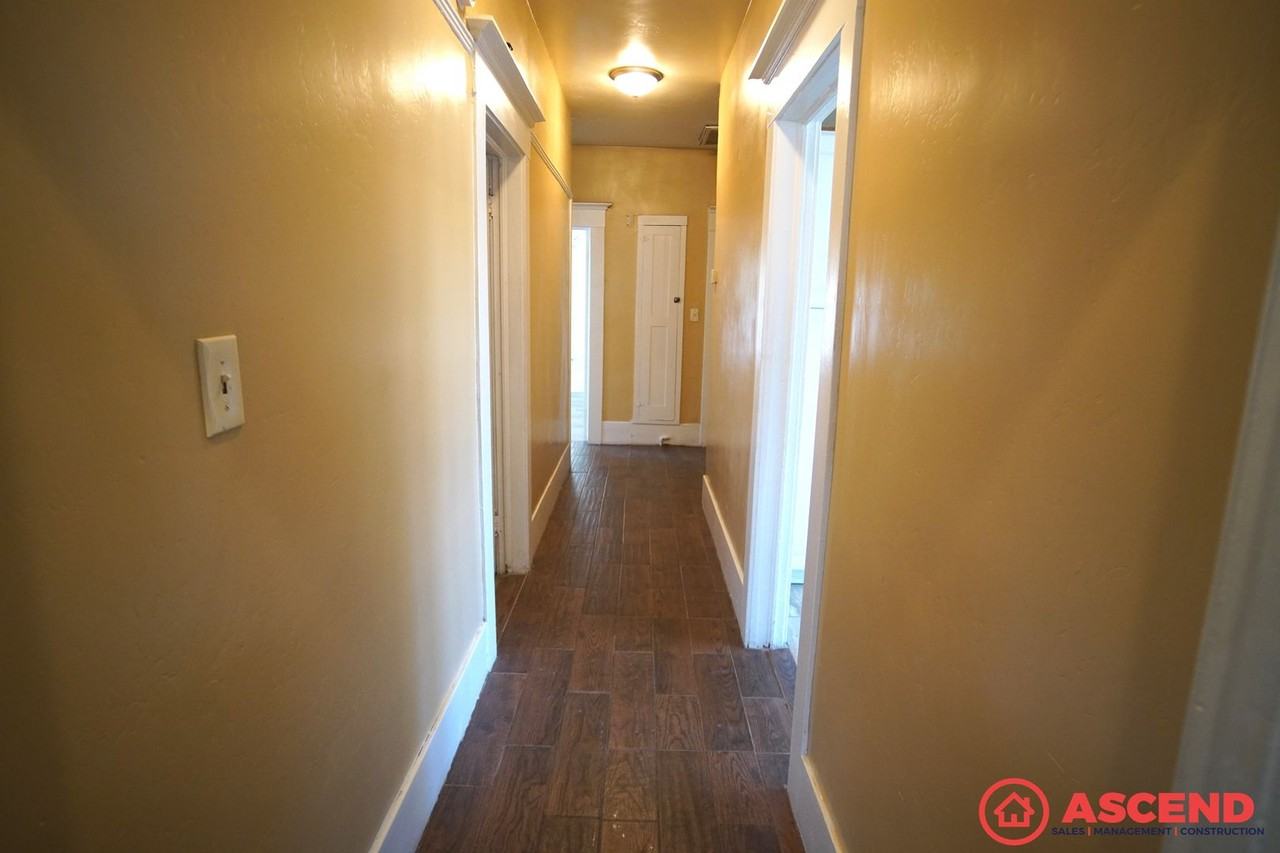 1119 H St - Photo 7 of 18
