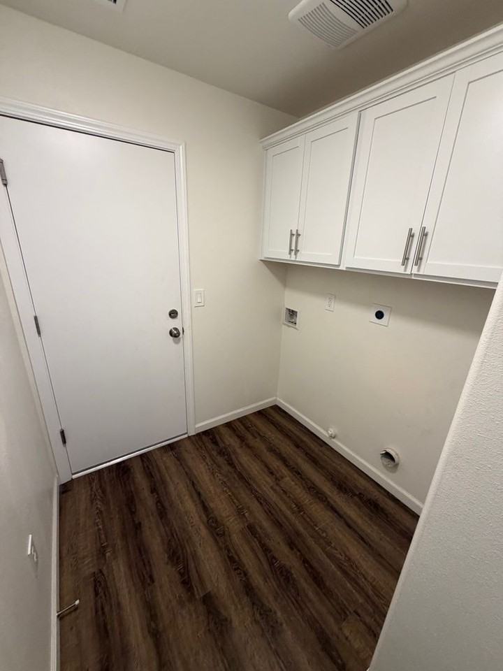 2450 W Park Dr - Photo 5 of 11
