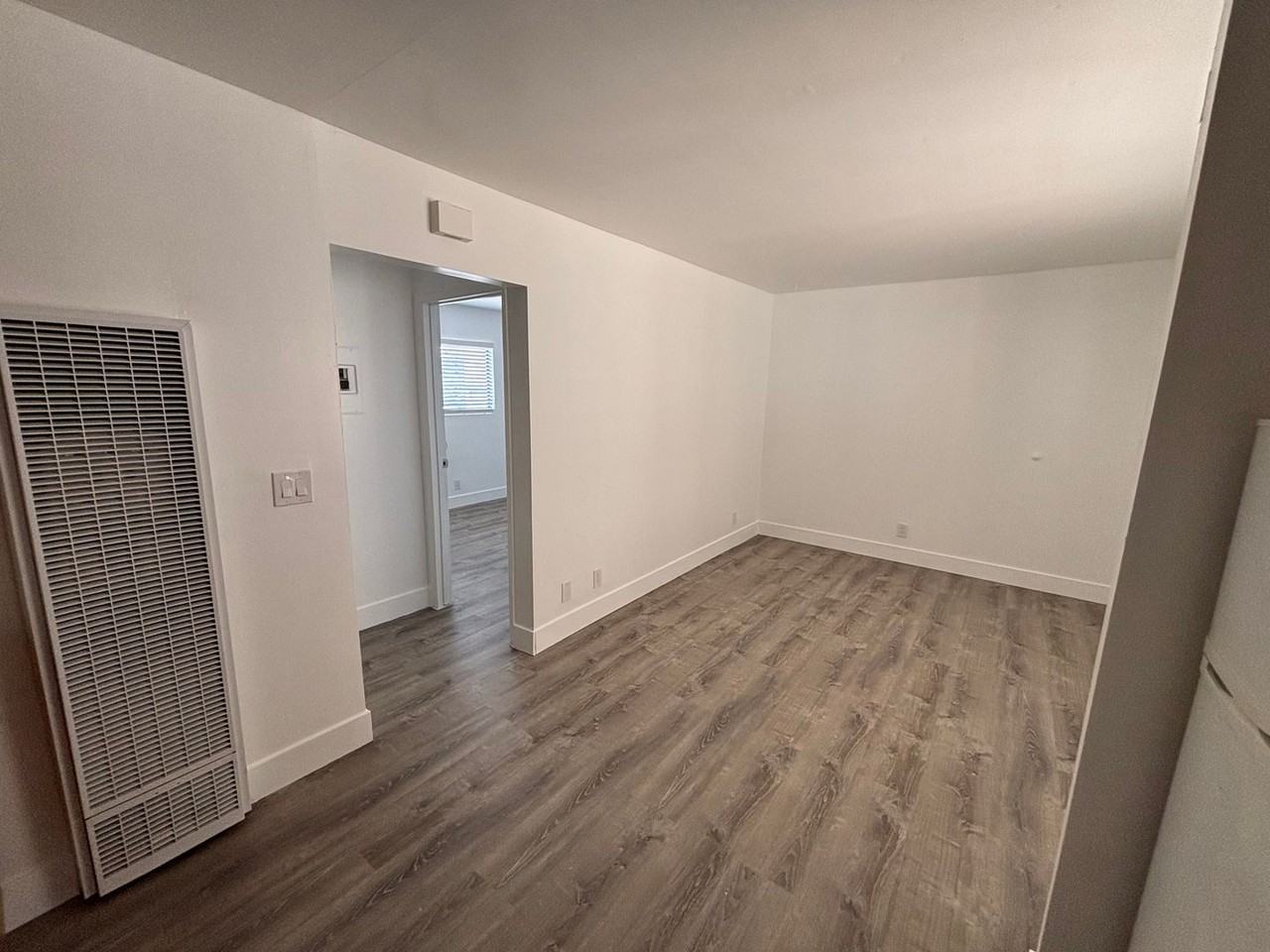 344 E Santa Anita Ave - Photo 4 of 13