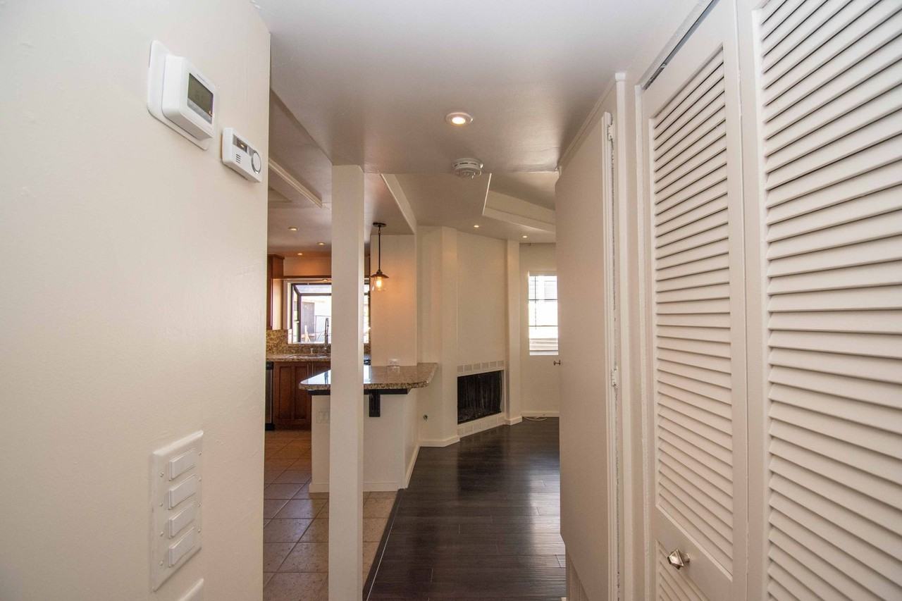 3744 Pershing Ave - Photo 3 of 20