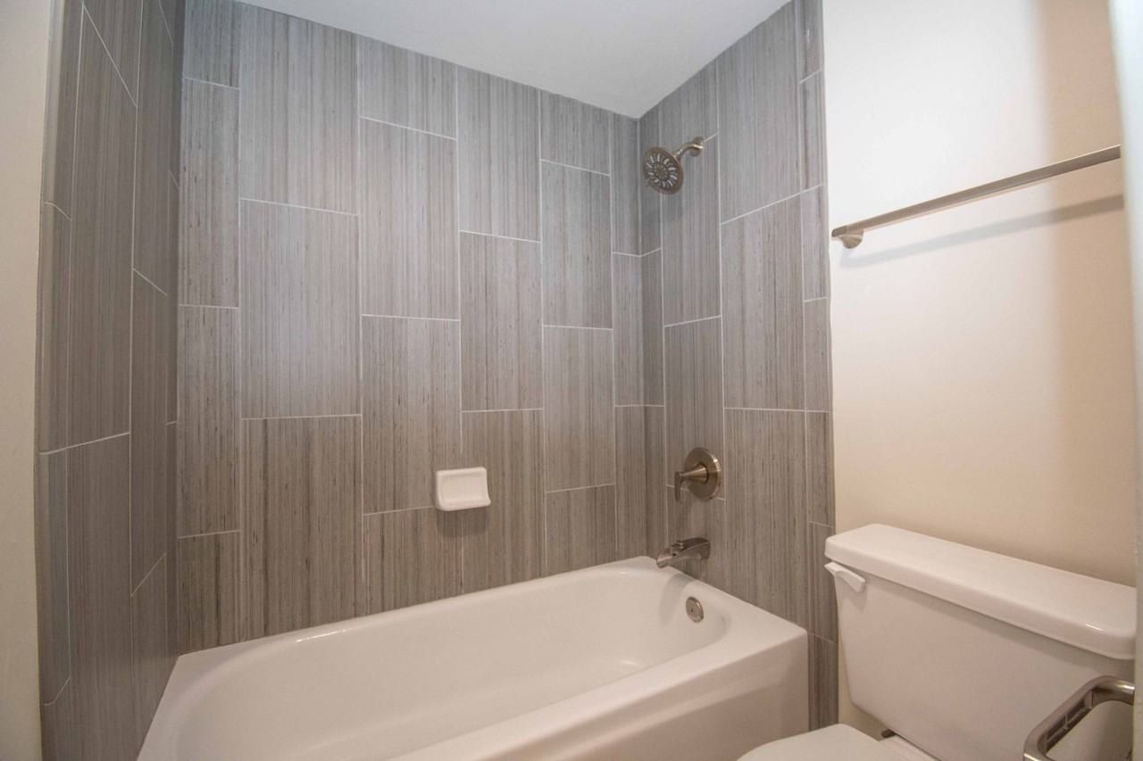 3744 Pershing Ave - Photo 5 of 20